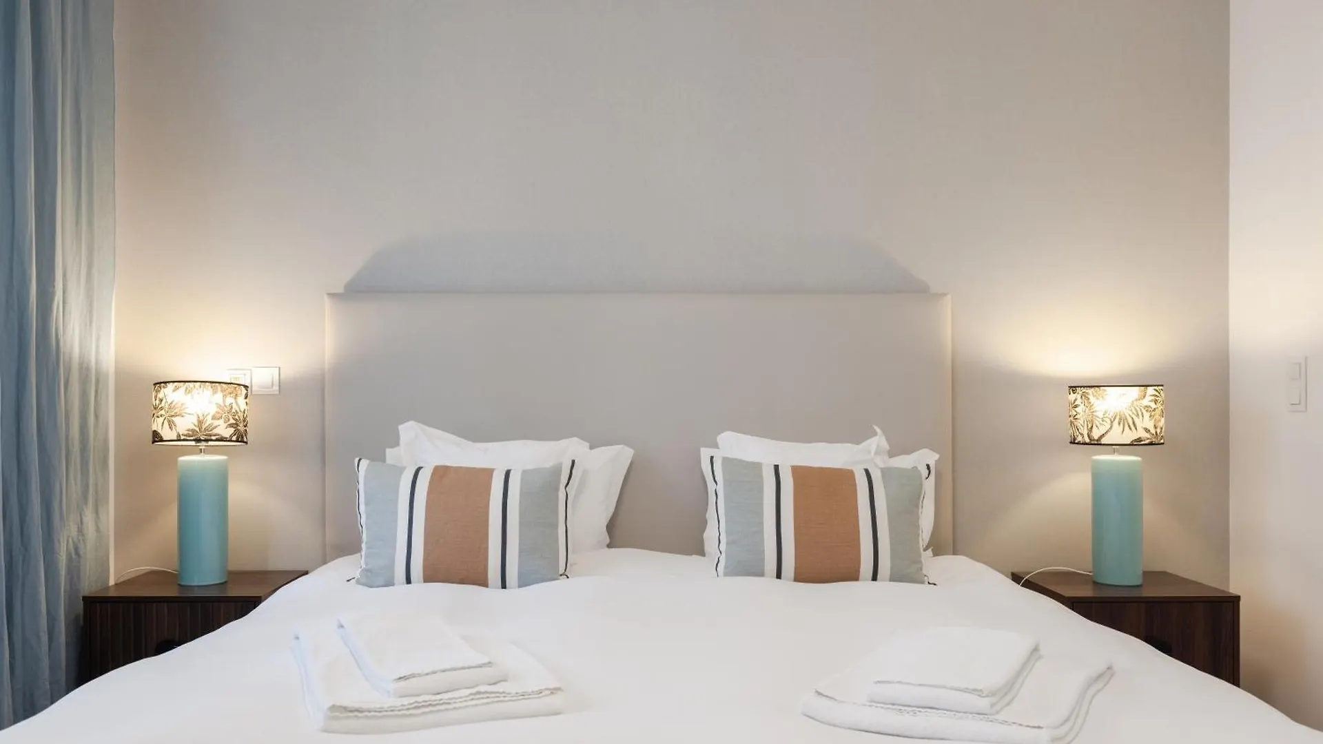 Apartment Deco Gem In City Center Lisbon Portugal